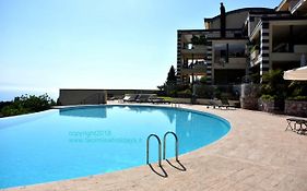 Taormina Sunny Apartment - Taormina Holidays